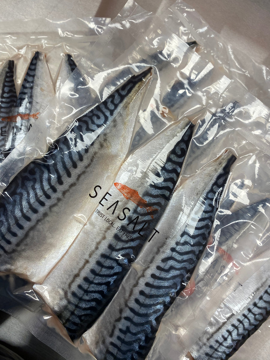 NORWEGIAN MACKEREL FILLET SKIN ON SEASALT