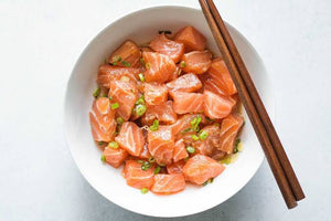 MARINATED SALMON & AVOCADO BOWL